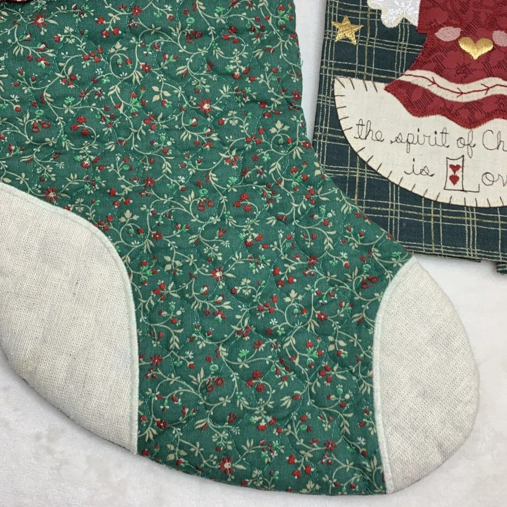 Vtg Valorie's Folk Art Appliqué Red Green Christmas Stockings & Angel Hand Towel